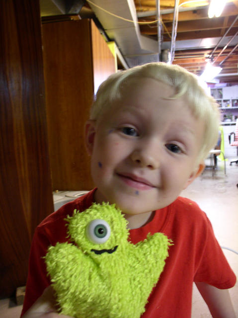 dave w one eye monster puppet